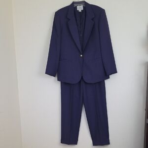 Vintage Purple Blazer & Pants Suit Classic Collection (Read Below Size Info) 12